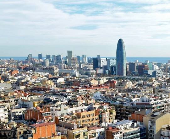 Soubor:Barcelona from Sagrada Familia (2).JPG
