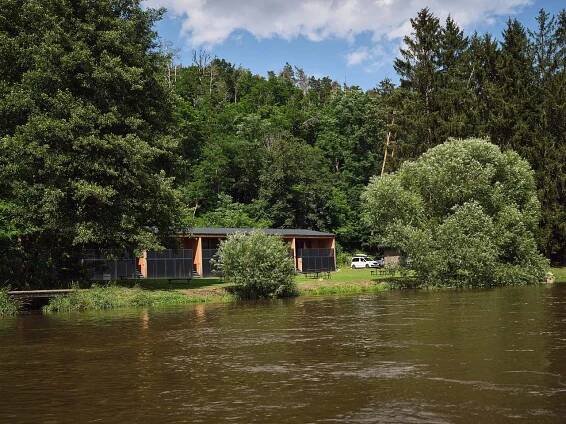 pohled z řeky - apartmán k pronajmutí Hvožďany u Bechyně - foto 8