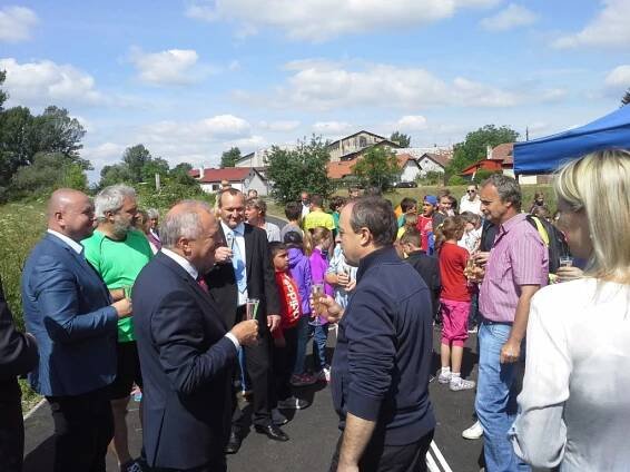 Otevření cyklostezky v Lužci nad Vltavou - Otevření cyklostezky v Lužci nad Vltavou - Oficiální stránky Obce Hořín