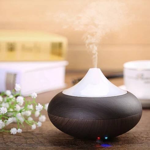 Essential oil diffuser makes a great holiday gift