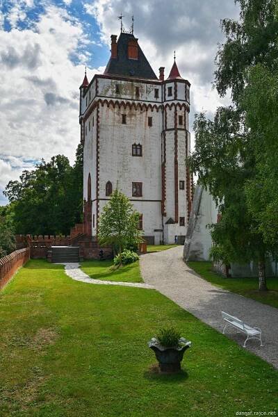 Zámek Hradec nad Moravicí