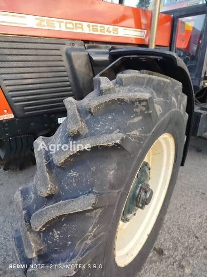 Kolový traktor Zetor 16245 SUPER