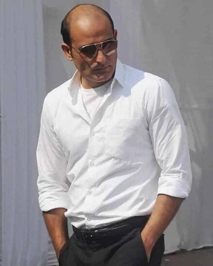 Akshaye Khanna : Net Worth, Height, Weight, Age, Affairs, Wiki, Facts and Figures 4