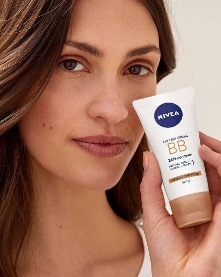 NIVEA Essentials BB Cream 5v1 Light 50 ml
