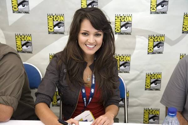 Soubor:Paula Garces Comic-Con 2008.jpg