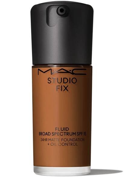 Studio Fix Fluid SPF 15 24HR Matte Foundation + Oil Control