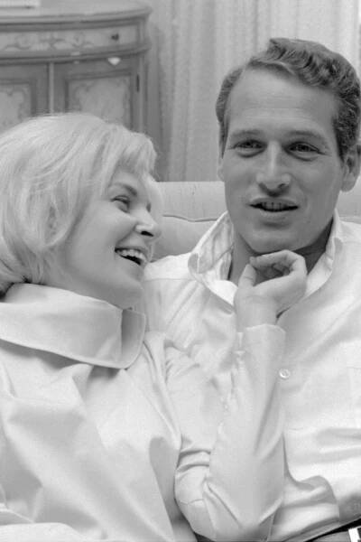 Paul Newman and Joanne Woodward at Home: 15 Photos of the It Couple’s Life Offscreen