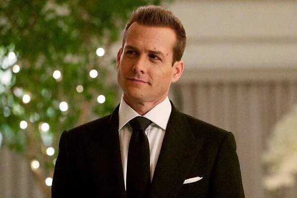 SUITS -- "Good-Bye" Episode 716 -- Pictured: Gabriel Macht as Harvey Specter