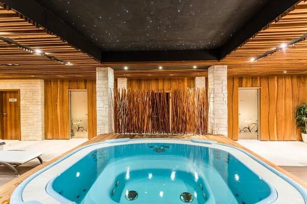 Wellness pobyt v Nízkých Tatrách s polopenzí | Slevomat.cz