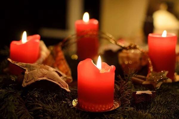 Category:Advent wreaths - Wikimedia Commons