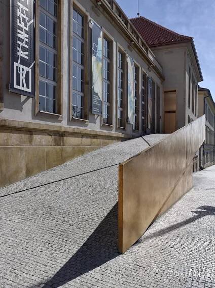 Současné galerie I: Kunsthalle Praha | VERMONT Holding