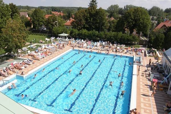 KM TRAVEL, jednodenní koupání, termální lázně Mosonmagyaróvár, Maďarsko