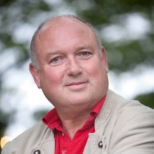 Louis de Bernières ivon bartholomew 008 headshot