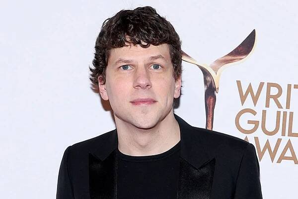 Jesse Eisenberg attends the 2025 Writers Guild Awards New York Ceremony at Edison Ballroom on February 15, 2025 in New York City. 