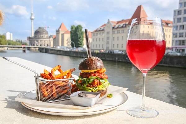ITALIENISCH ESSEN jetzt Tisch reservieren!