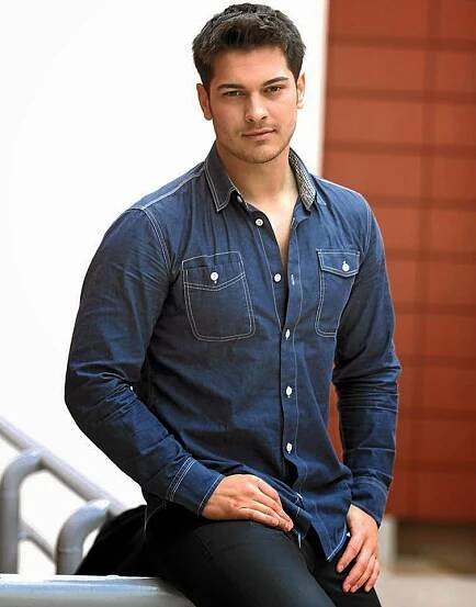 Turecké seriály a jiné: turecký herec/model Cagatay Ulusoy