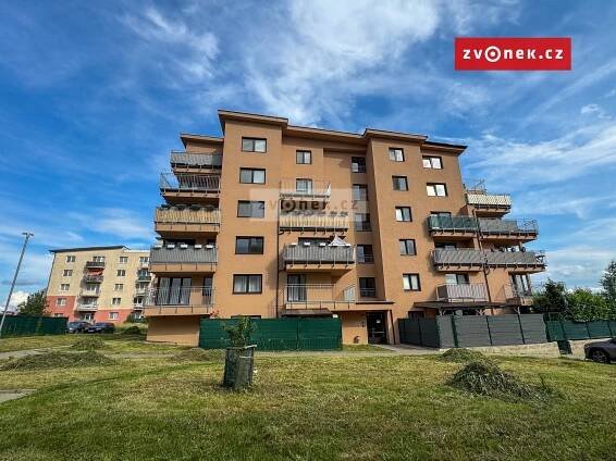 Pronájem Byt 2+kk, Jabloňová, Uherské Hradiště - Sady