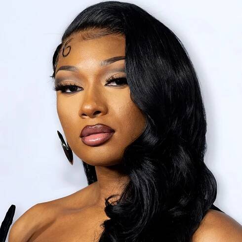 Megan Thee Stallion's Platinum Bob Is Making Us Fall to Our Knees — See Photos