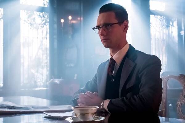 Gotham - Jak Hádankář ke jménu přišel - Z filmu - Cory Michael Smith