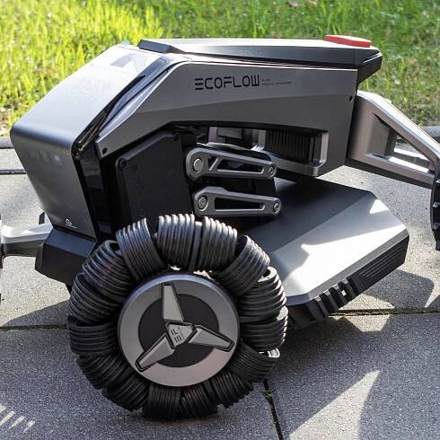 Ecoflow Blade review: A unique robotic mower