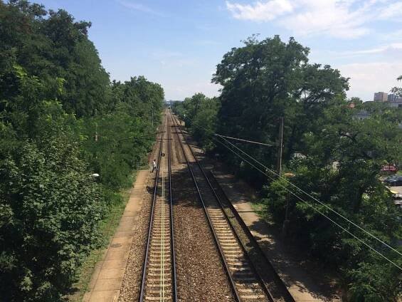 Vlaková zastávka Strašnice časem zmizí. Nahradí ji Eden a Zahradní Město