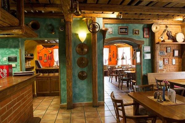 Restaurace Ostružná Skiland Prostory