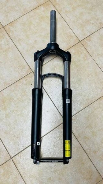 Vidlice SR Suntour XCM32, nová