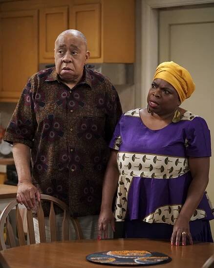 Barry Shabaka Henley, Shola Adewusi - Bob miluje Abisholu - Nigerians Don't Do Useless Things - Z filmu