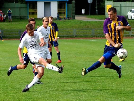 Foto: Fotbal v Karlovarském kraji objektivem Deníku