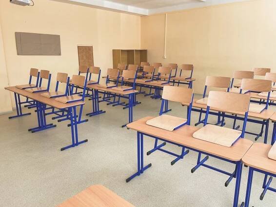 Gymnáziu Karla Čapka, Dobříš - skolnilavice.cz