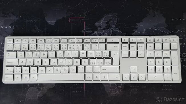 Bezdrátová klávesnice HP 970