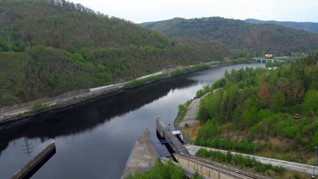 Od května zahájí Povodí Vltavy převážení plavidel přes vodní díla Slapy a Orlík - Naše voda