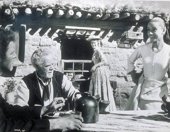Burt Lancaster, Charles Bickford, Kipp Hamilton, Audrey Hepburn - Nezničitelní - Z filmu