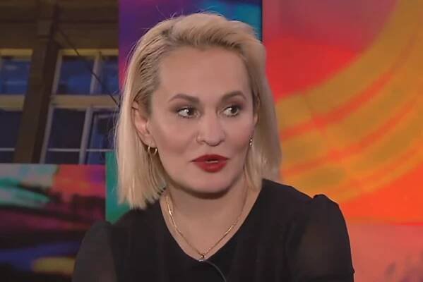Monika Absolonová zavzpomínala, jak vypadala v mládí. Fotky bez retuší, filtrů a všech vymožeností dnešní doby