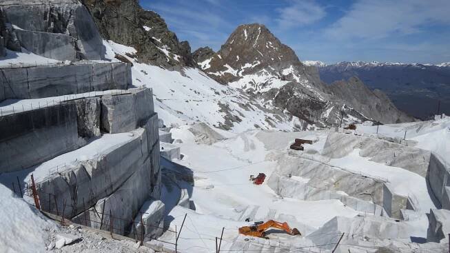 Le Alpi Apuane sono il nuovo grande affaire ambientale italiano