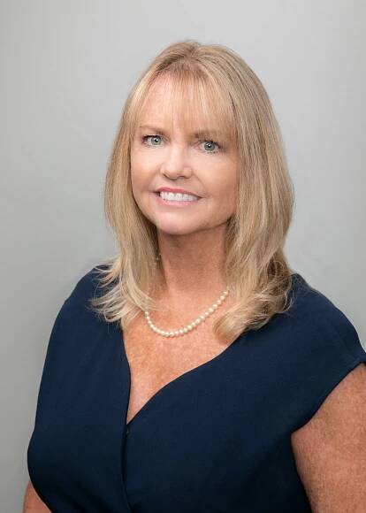 Mary Allen headshot