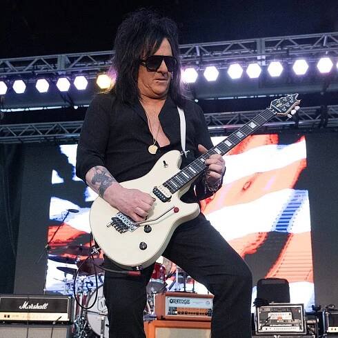 “Rule number one: When you’re not using a pedal, your guitar must sound like your original guitar...