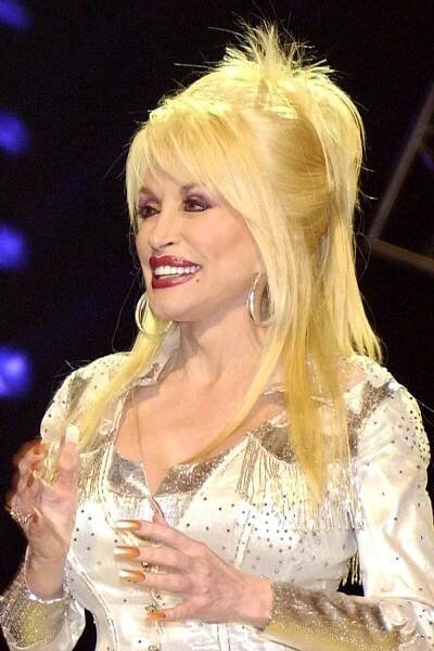 File:Dolly Parton in Nashville 2.jpg - Wikimedia Commons