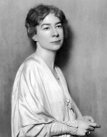 What Makes Sara Teasdale a Renowned Poet Even Today