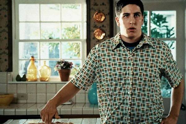 Jason Biggs in American Pie, 1999