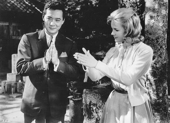 James Shigeta, Carroll Baker - Bridge to the Sun - Z filmu