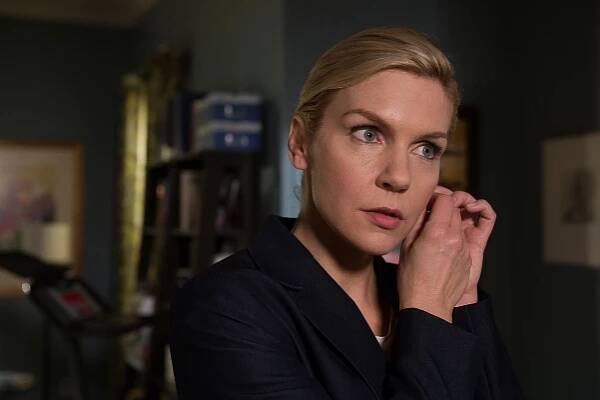 Volejte Saulovi - Změna - Z filmu - Rhea Seehorn