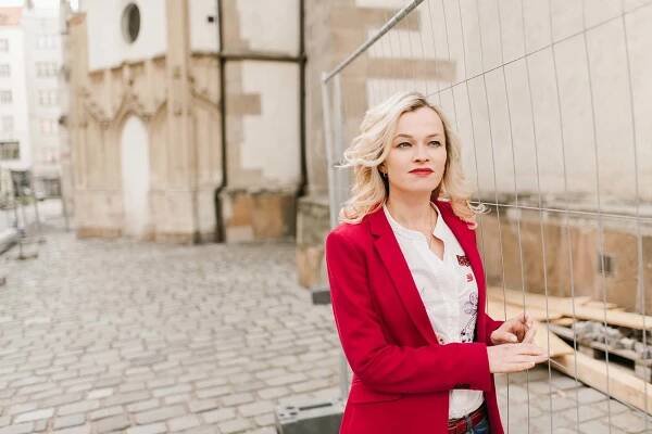 Yulia Burova - life coach - July 2018 | Dina Khusainova
