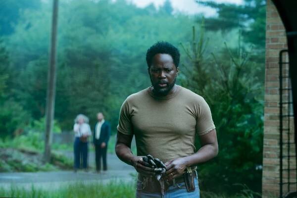 Cesta ven - Kámen a pasáž - Z filmu - Harold Perrineau