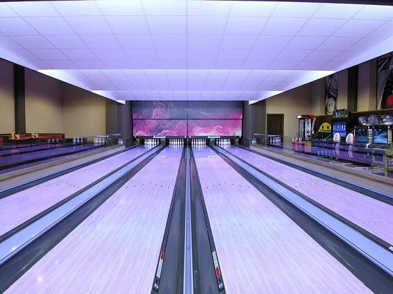BOWLING ZNOJMO, BOWLING SPORT BAR ZNOJMO - nový bowling ve Znojmě | Bowling sport bar Znojmo
