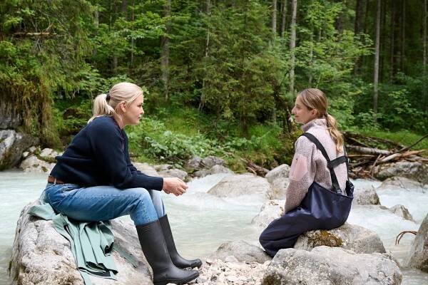 Judith Hoersch, Paula Kroh - Lena Lorenz - Blick in den Spiegel - Z filmu