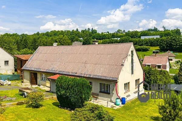 Prodej velkého domu k rekonstrukci, Jeřmanice | Reality.iDNES.cz 