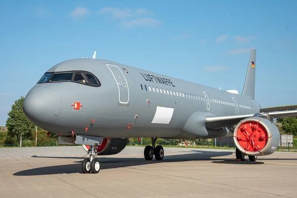 Brazilský KC-390 v Praze, pořídí AČR střední transportní letouny? – CZECH AIR FORCE