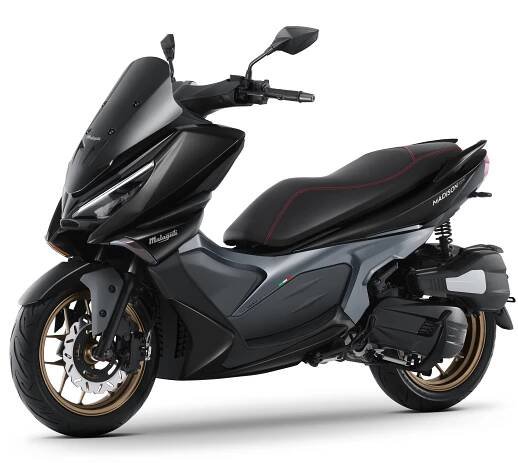 Malaguti Madison 125 ABS (125ccm, 9kW) - - SKLADEM, AKCE HELMA + BUNDA Z (NOVÁ, 2025), 77.990 Kč