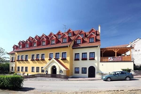 HOTEL IRIS - Živéfirmy.cz